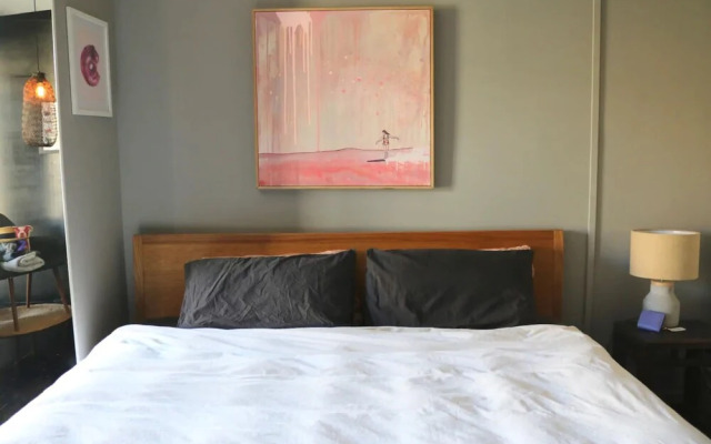 Spacious Modern Terrace House With Free Parking