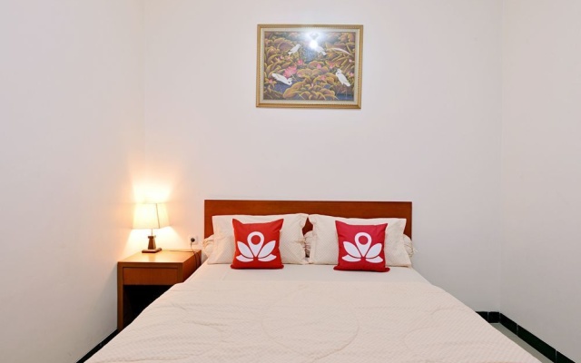 ZEN Rooms Near Ambassador Mall – Guest Rooms – Jakarta