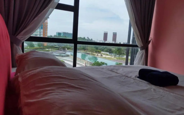 HA213-Pool view Studio unit-Hyve-Cyberjaya- Free WiFi - Free parking-Netflix