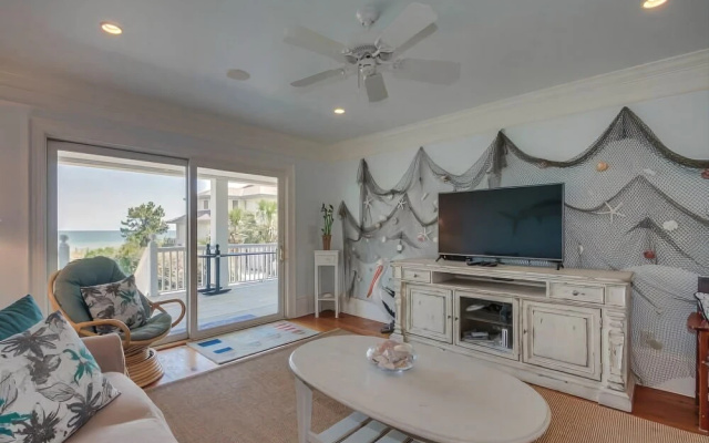 Blue Dolphin 6 Bedroom Home