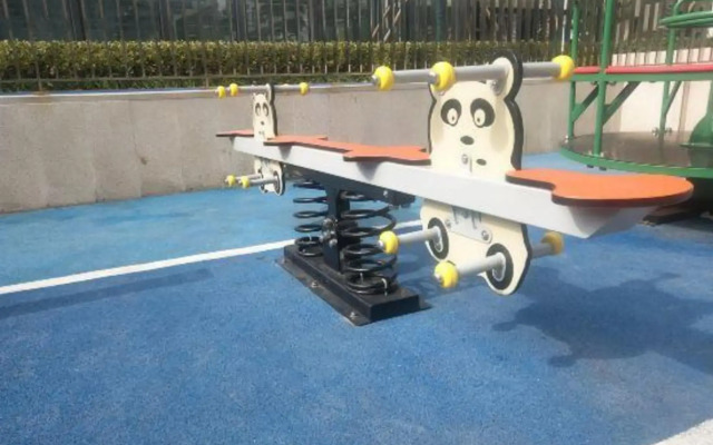 Le Ju Hotel(Zhengzhou Diehu Park Riverside Metro Station)