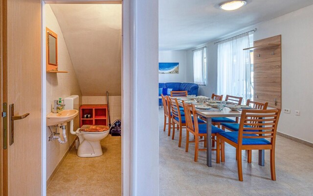 Amazing Home in Sikici With Wifi and 4 Bedrooms