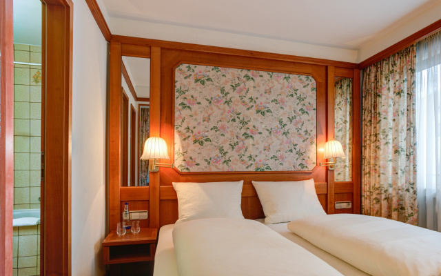 Centro Hotel Stern, Trademark Collection by Wyndham