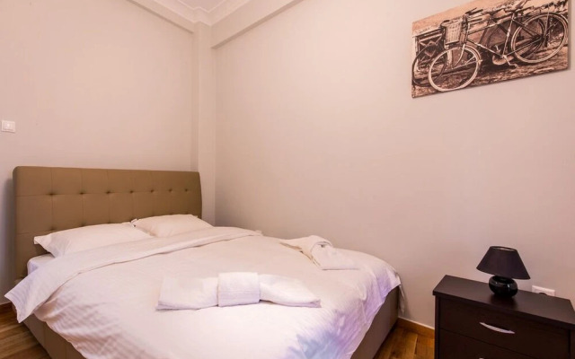 Adorable apartment under Acropolis