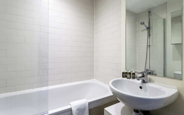 Bright Marylebone Apartment