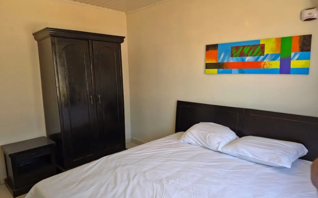 Perfect 1 Bedroom Apartment 3 km From Eagle Beach