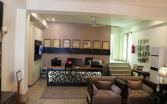 Shelton Hotel Lahore