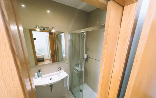 Laurus Hotel