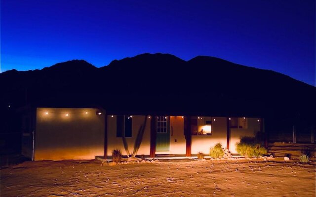Casa Agave: Comfy Joshua Tree Cottage With Free Breakfast Bar
