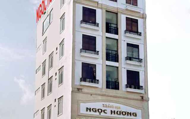 Ngoc Huong Hotel