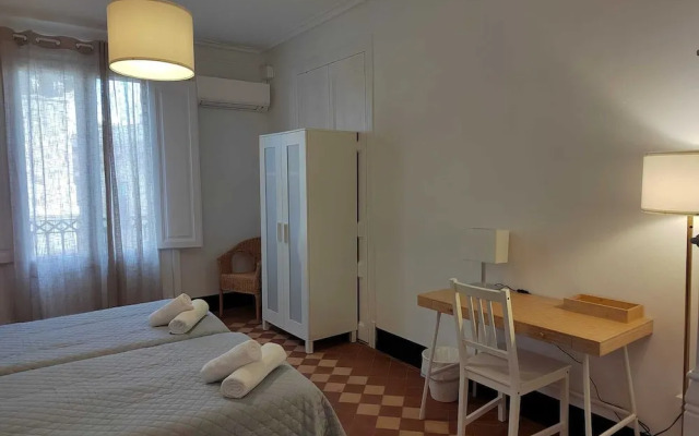 Hostal Dragonfly BCN