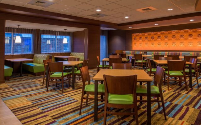 Fairfield Inn & Suites St Louis Westport