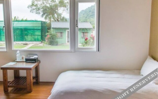 YI LAN Hostel