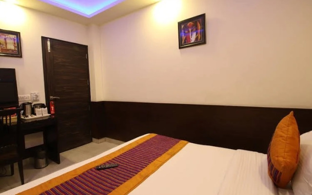 Hotel Tribhovan Palace