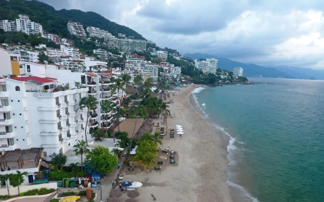 Emperador Vallarta Beachfront Hotel and Suites