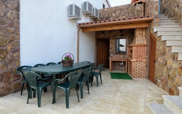 House With 6 Bedrooms in Celorico de Basto, With Pool Access, Furnishe