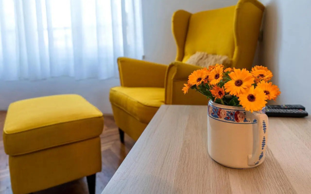 Zoe Apartment