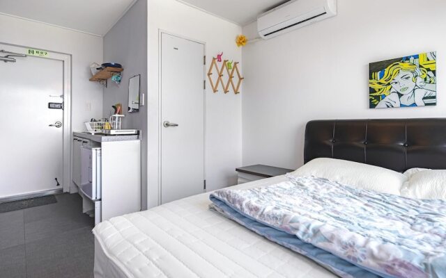 Jeju Byeolhaeneunbam Sungsanpo Oceanview Pension