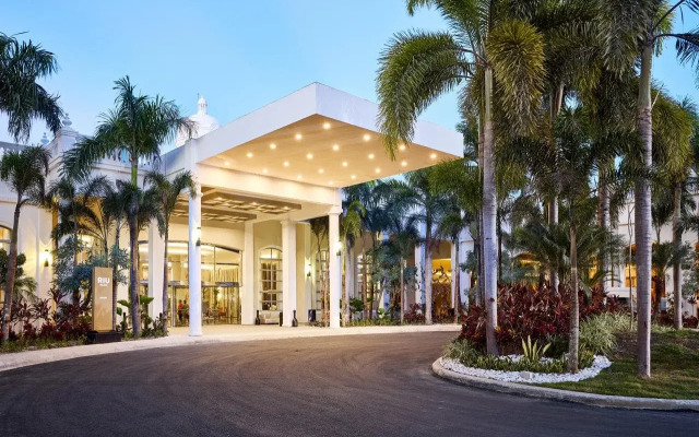 Hotel Riu Palace Bavaro - All Inclusive