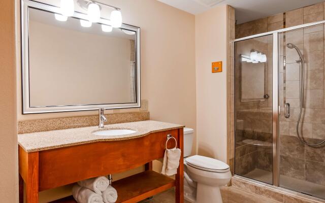 Best Western Plus Rose City Conference Center Inn