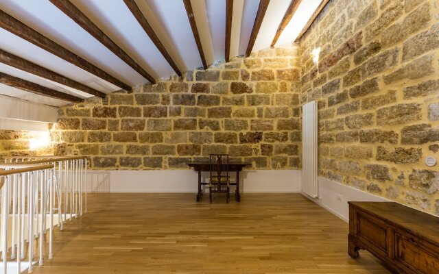 Elegante e Moderno Appartamento al Politeama