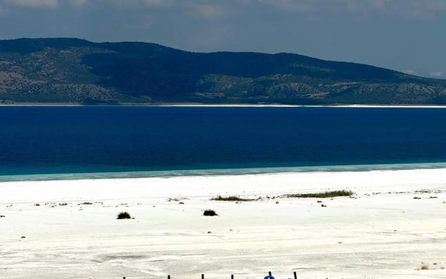 Sahan Apart ve Bungalov