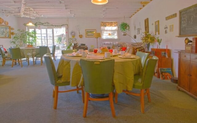 School House Inn Bed & Breakfast