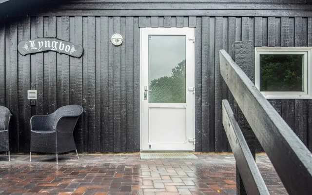 7 Person Holiday Home in Henne-by Traum