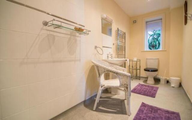 No. 21 Guest Accommodation