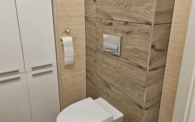 2 Bed Apartment in Zyrardow