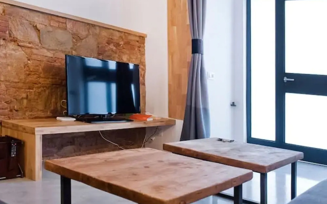Unique Architects Apartment IN Trendy Central Poble SEC By Myrentalhost
