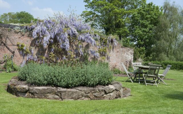 The Bridge House Boutique B&B