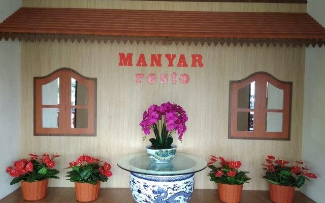 Manyar Garden