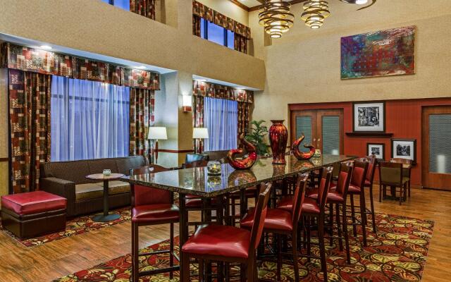 Hampton Inn & Suites Toledo-Perrysburg
