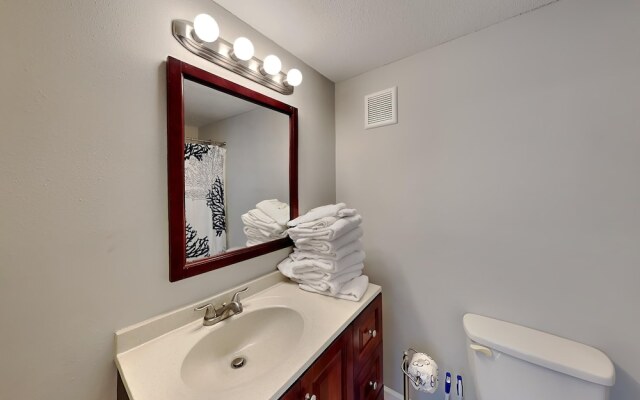 Commodore's Landing #214 - Stay Salty