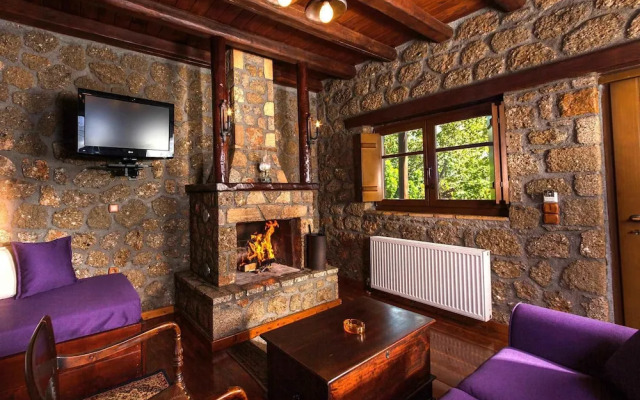 Pera Alonia Guest House