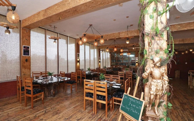 Hotel Virus Bistro By OYO Rooms