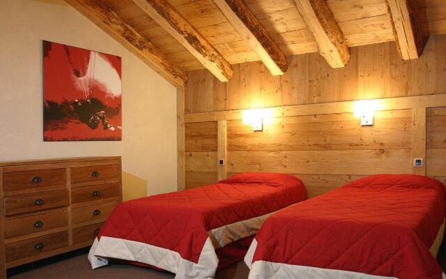 Luxury apartment with balcony in beautiful Les Deux Alpes