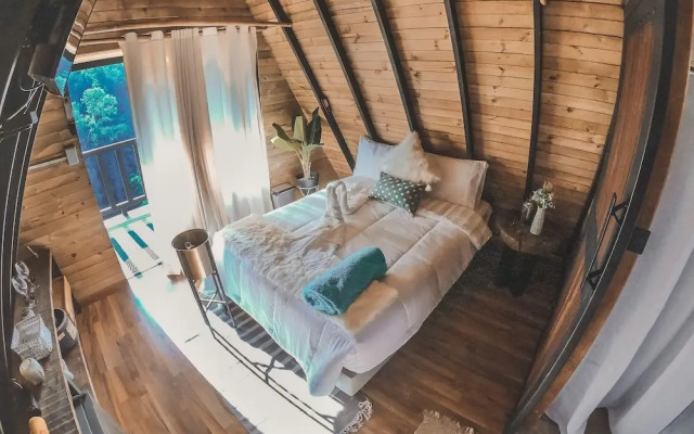 Cardinal Glamping