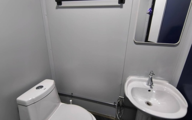 Serene Cabin Retreat in Kuala Terengganu – Bathroom – Kuala Terengganu