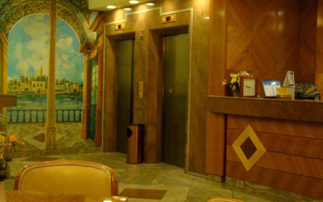 Abratel Suites Hotel
