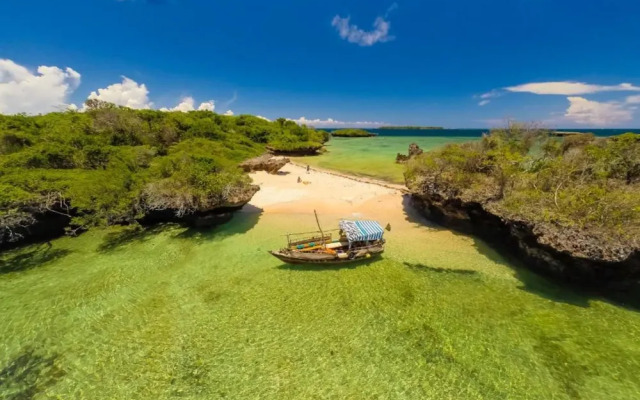 Shimoni Reef Lodge
