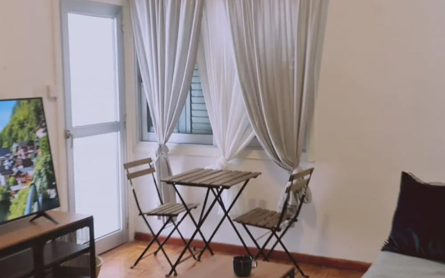 19 LCA - Stay Antique Apartment