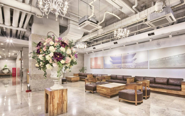 Ramada Hotels & Suites Seoul Namdaemun