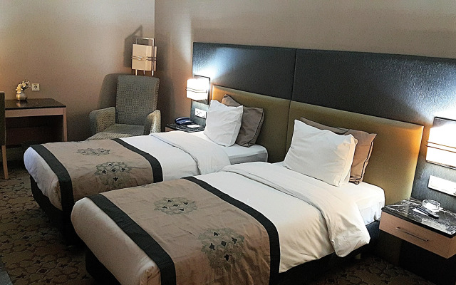 Darkhill Hotel