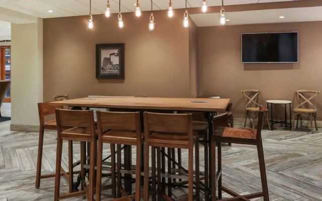 Embassy Suites by Hilton New Orleans