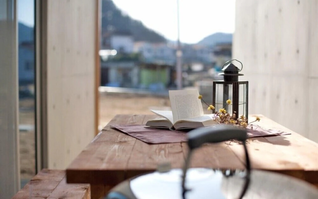 Momo Guesthouse Pension