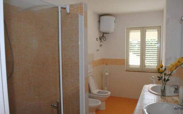Large Air-conditioned Marina Studio - Wi-fi