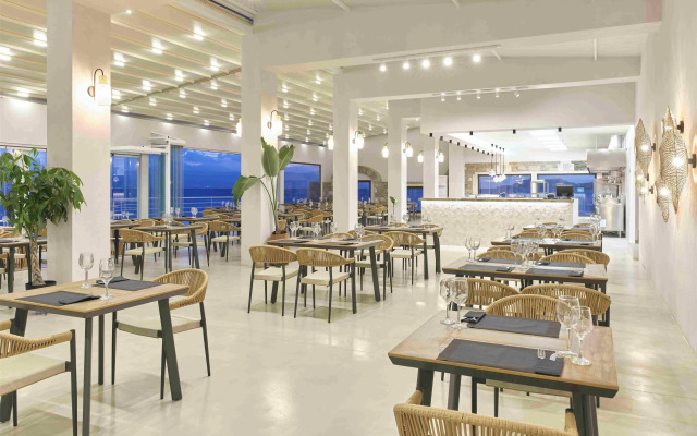 Wyndham Loutraki Poseidon Resort