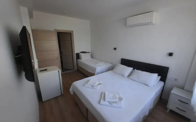Adil Otel